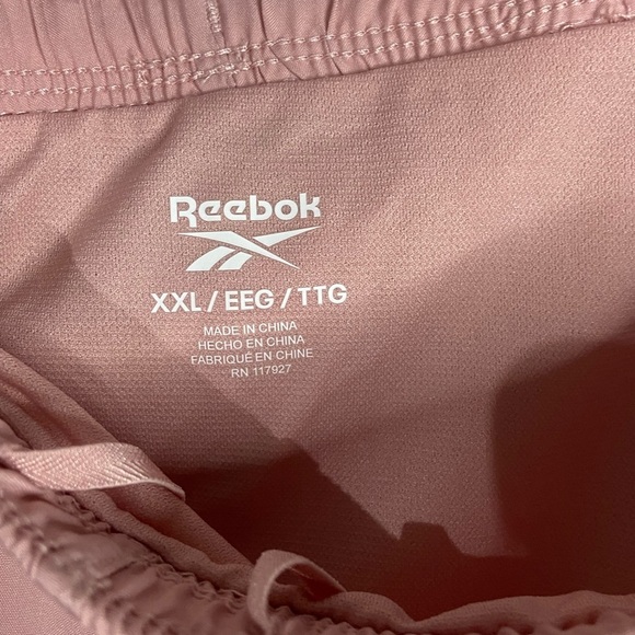 Reebok Pale Mauve Run With It Shorts - Picture 6 of 6